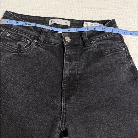 Elegant Black Straight Leg Women's Jeans - Picture 8 of 11